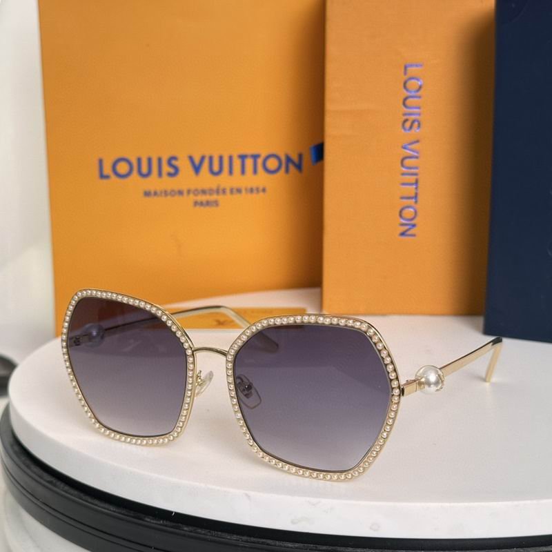 L X V SunglassesSUNGLASSES