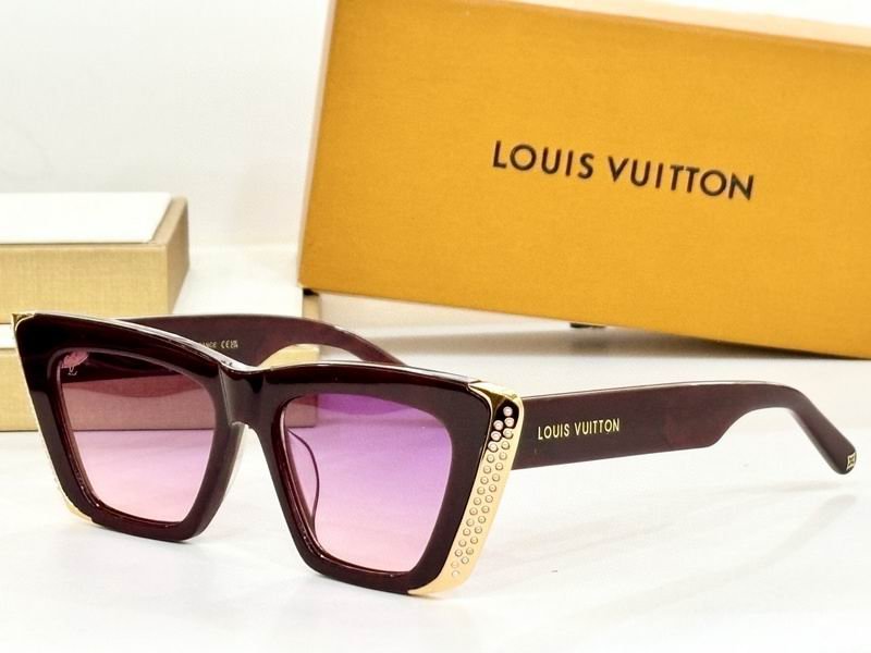 L X V SunglassesSUNGLASSES