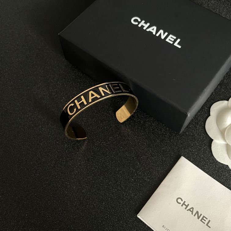 Chane BraceletsSUNGLASSES