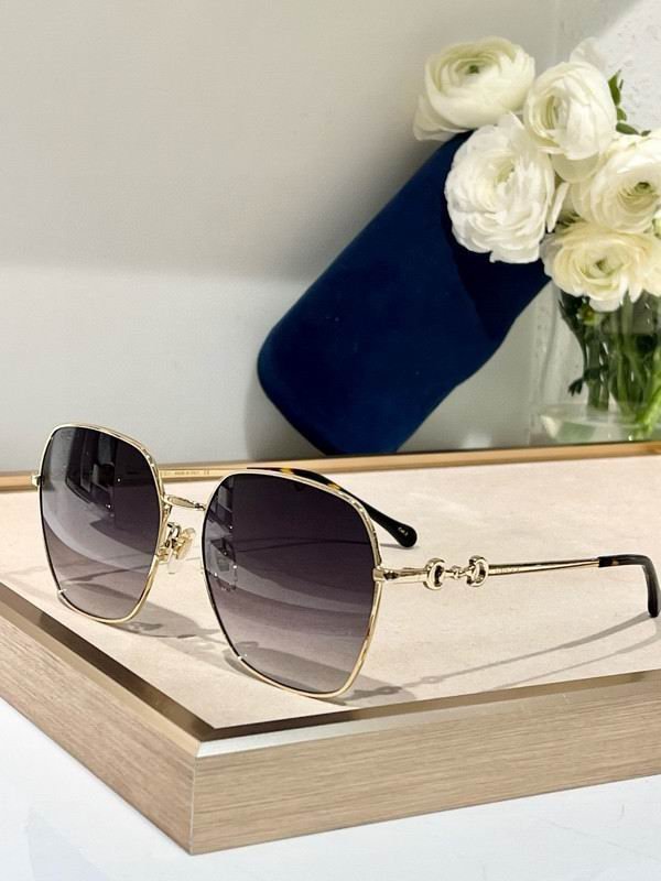 GUC SunglassesSUNGLASSES