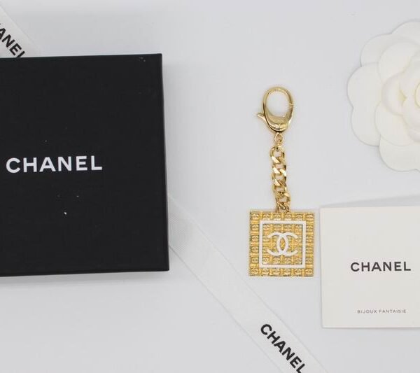 chane Key Ring(Multiple colors)