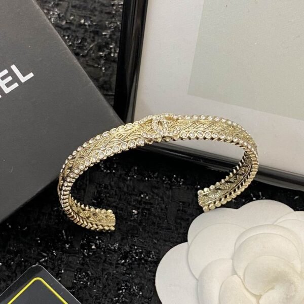 Chane BraceletsSUNGLASSES