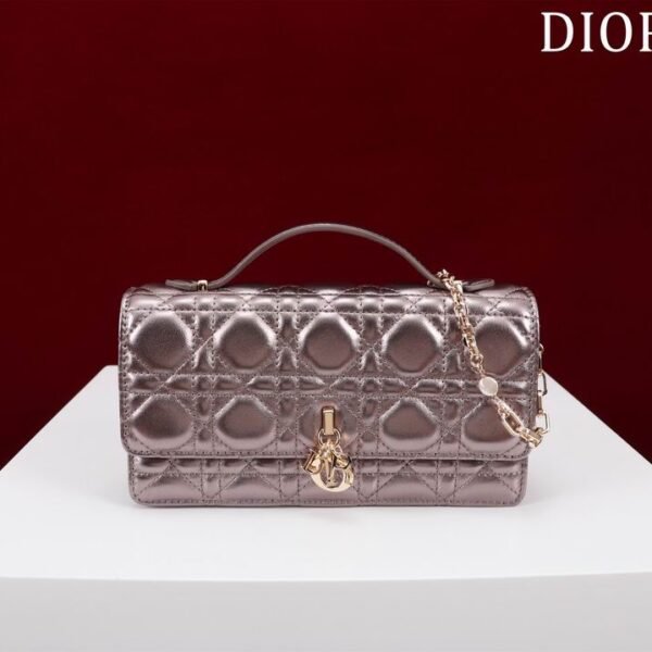 DR Shoulder bag 21x11.5x4.5cm(Multiple colors)