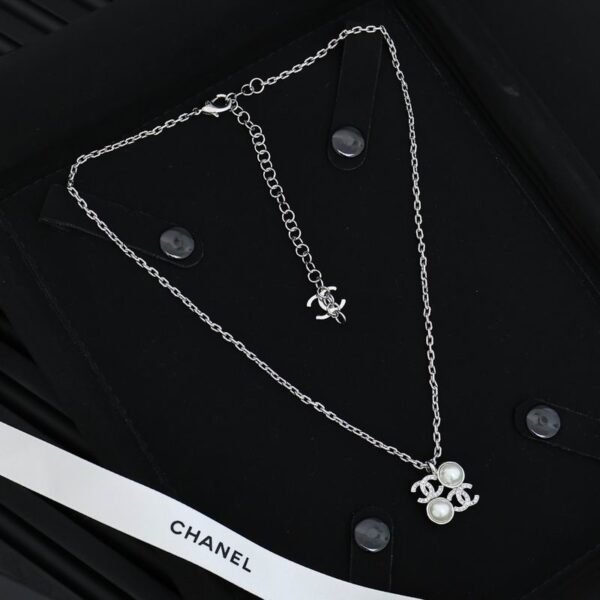 Chane NecklaceSUNGLASSES