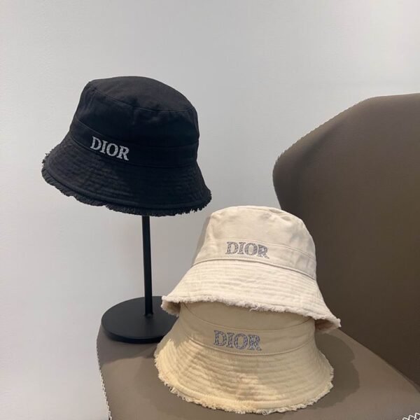 DR hatSUNGLASSES