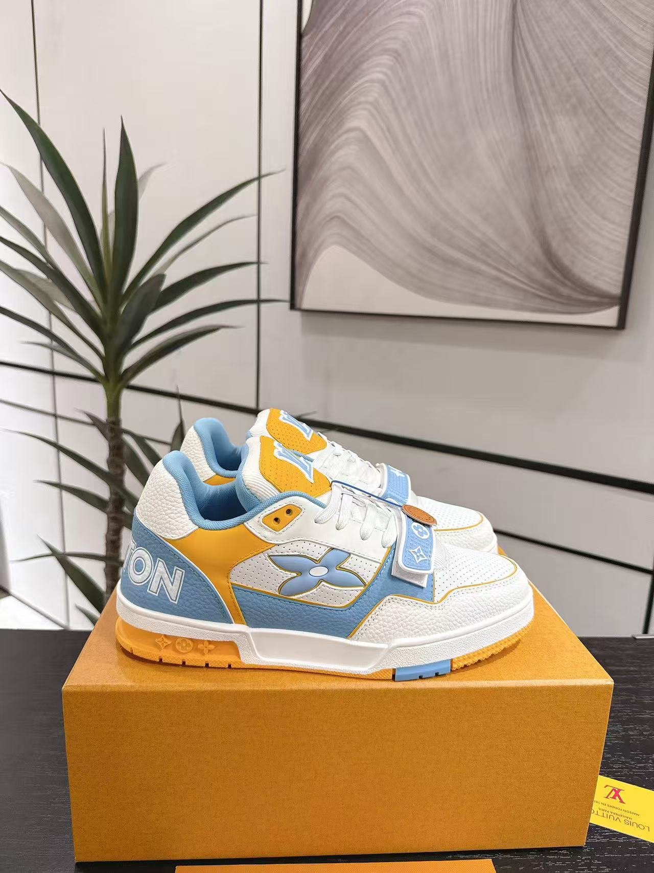 L X V TRAINER Sneakers （2025）SUNGLASSES