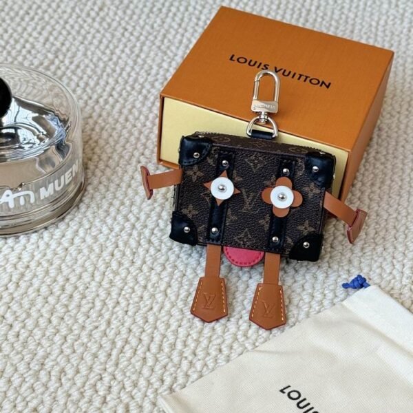 L X V Key Ring