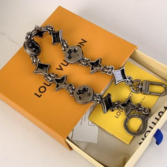 L&V Bracelet 02lyh1028SUNGLASSES