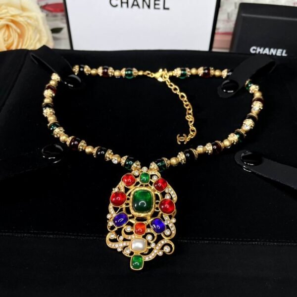 Chane NecklaceSUNGLASSES