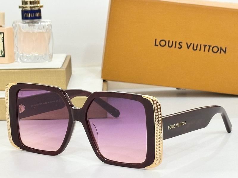 L X V SunglassesSUNGLASSES