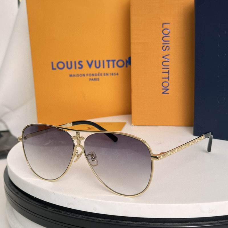 L X V SunglassesSUNGLASSES
