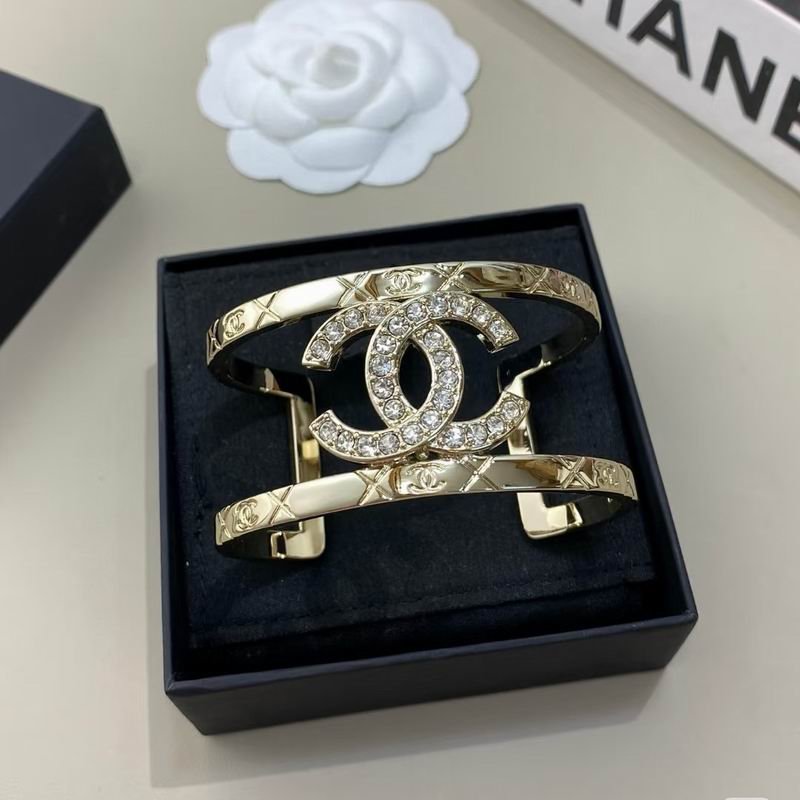 Chane BraceletsSUNGLASSES