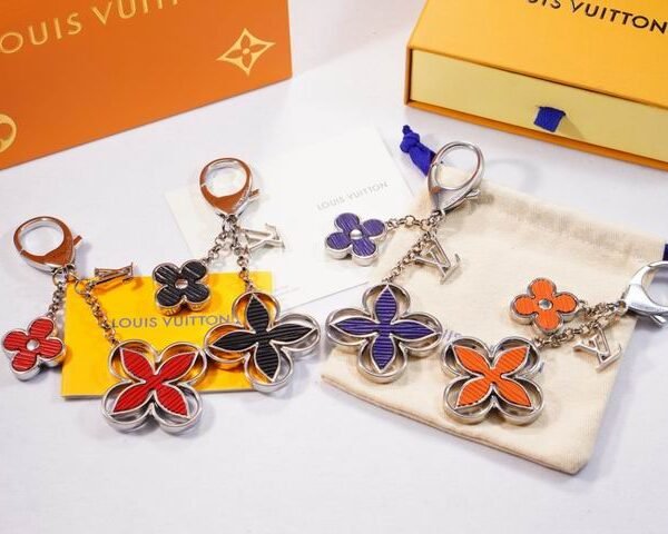L X V Key Ring