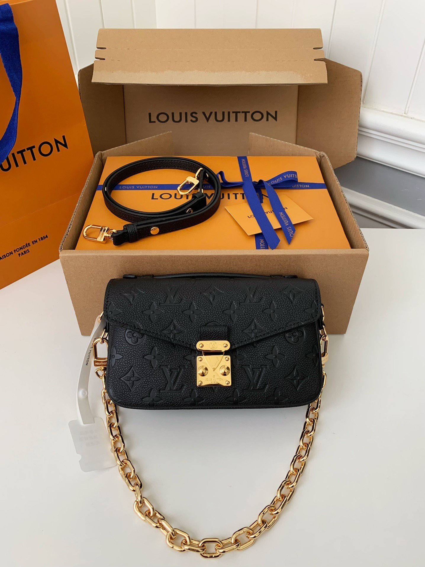L X V Pochette Métis East West 21.5*13.5*6cm