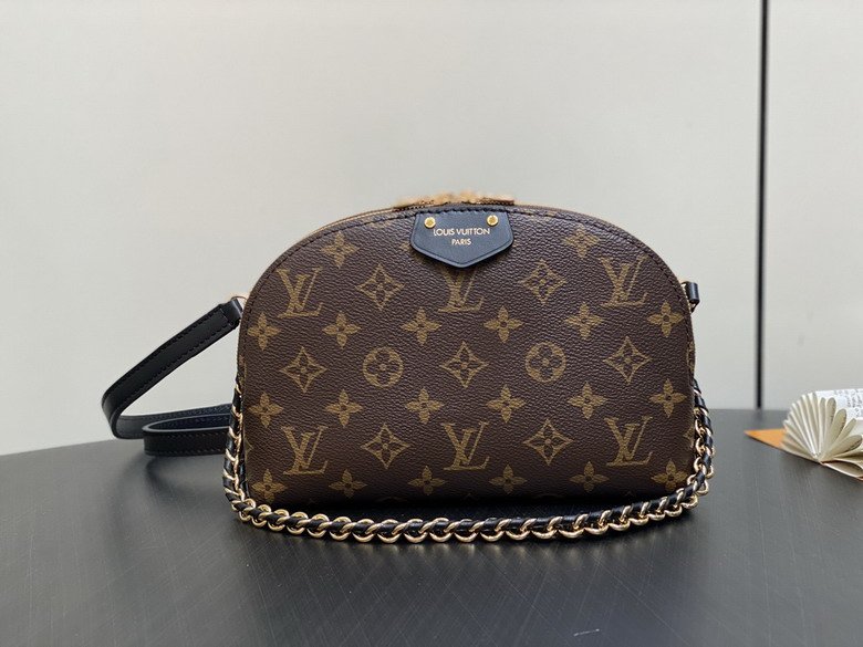 L X V Bag 15x7x27cm