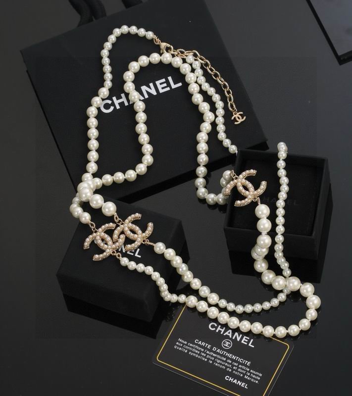 Chane NecklaceSUNGLASSES