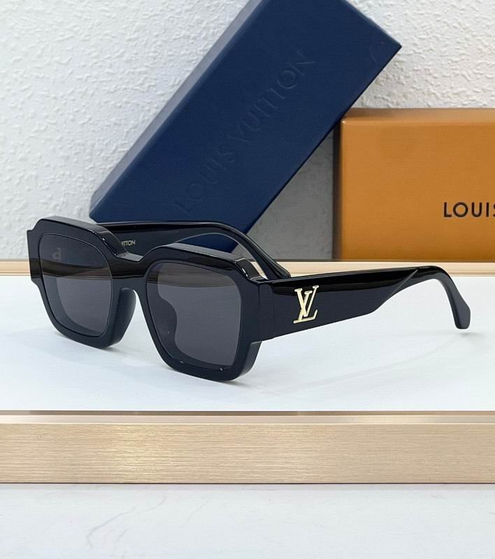 L X V SunglassesSUNGLASSES