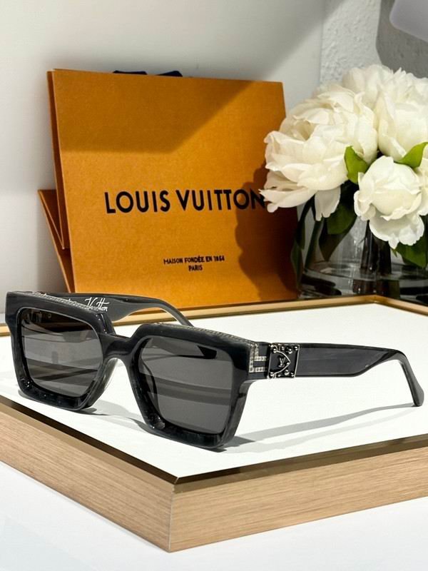 L X V SunglassesSUNGLASSES