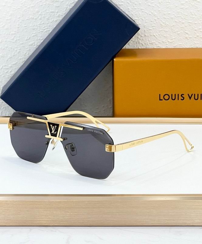 L X V SunglassesSUNGLASSES