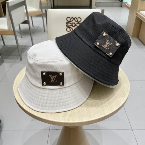 L X V hat（Multiple colors）SUNGLASSES