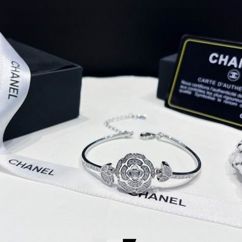 Chane BraceletsSUNGLASSES