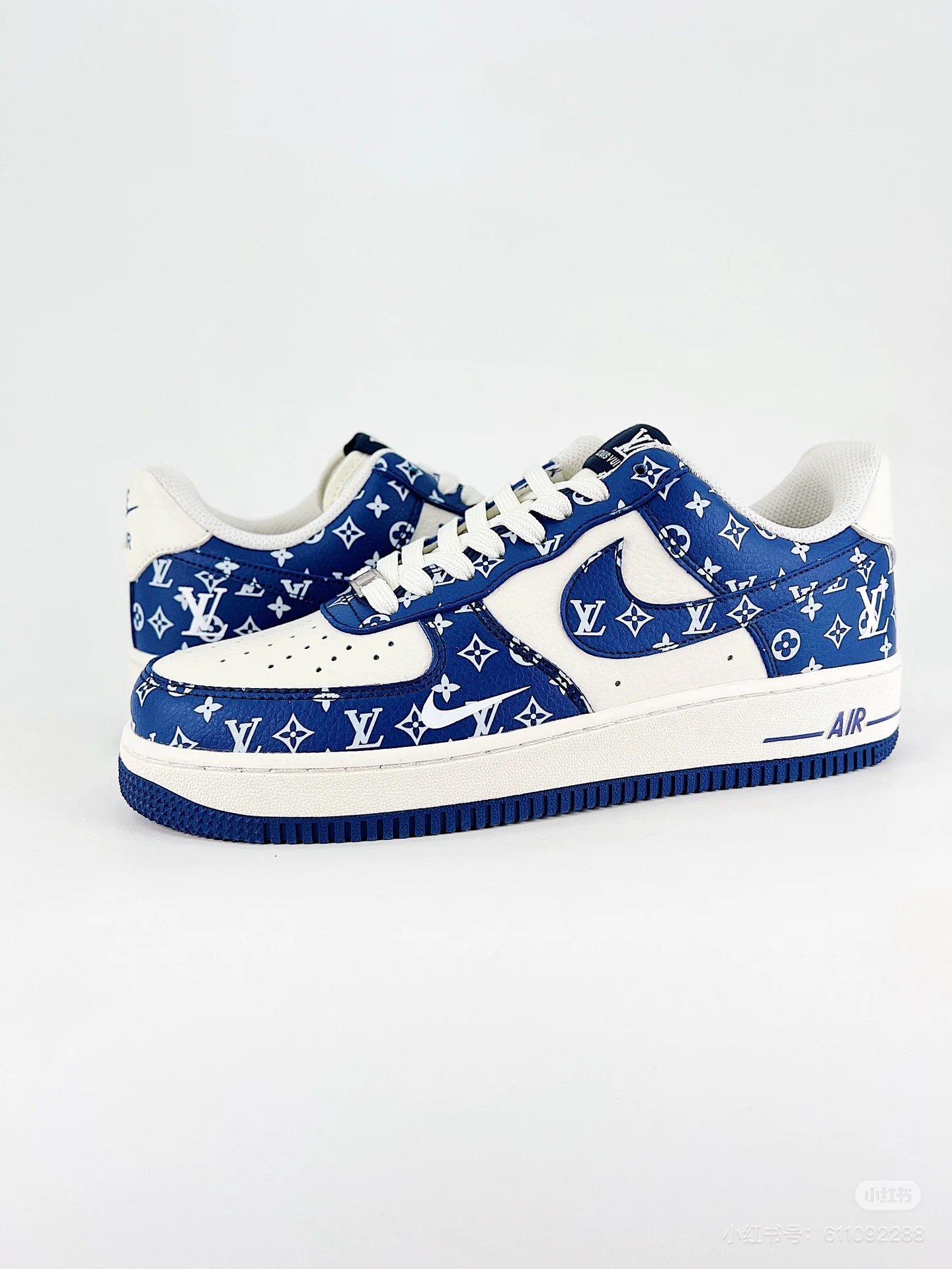 L X V x Air Force 1 078 Low "Monogram"SUNGLASSES
