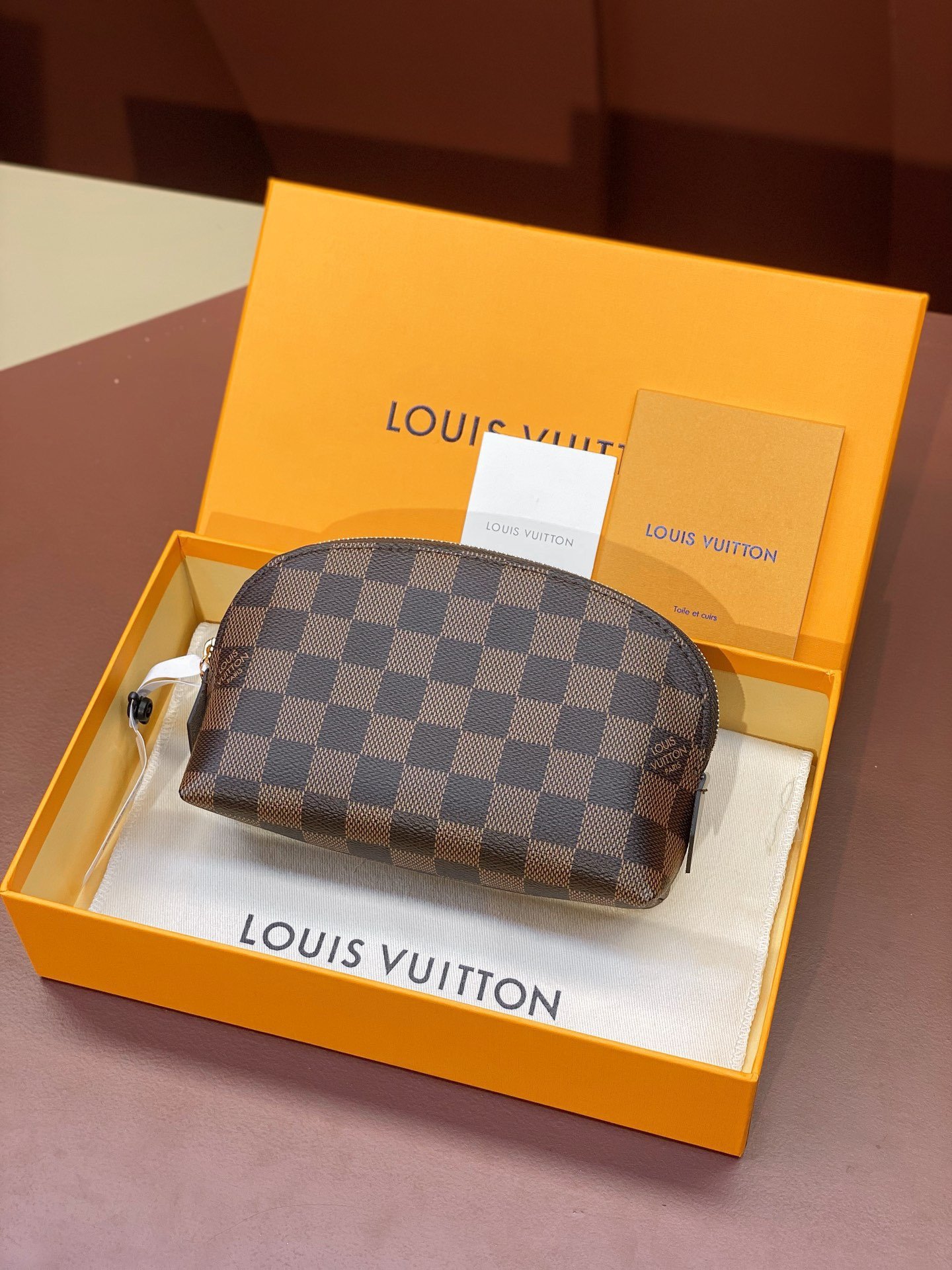 M47515 Louis Vuitton Cosmetic Pouch  Bag  （17*12*6CM）